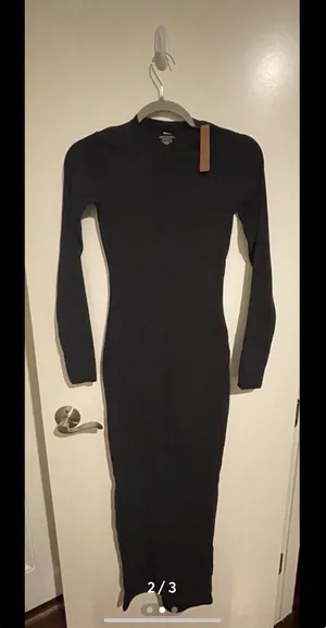 SKIMS NWT FITS EVERYBODY CREW NECK LONG SLEEVE DRESS S Onyx thumbnail 2