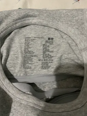 Uniqlo Built-In Bra Tank Top thumbnail 2