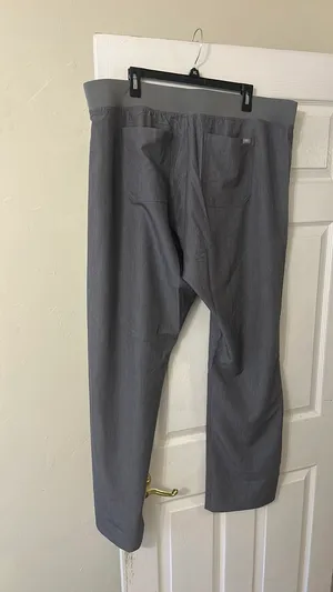 FIGS Livingston Scrub Pants thumbnail 2
