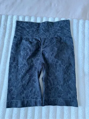 Gymshark Black Textured High-Waist Bike Shorts thumbnail 6