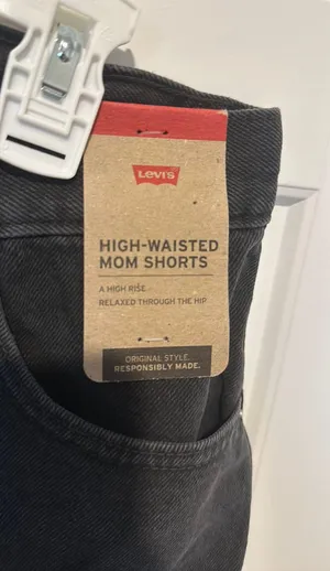 Levi’s Vintage High-Waisted Denim Mom Shorts thumbnail 3