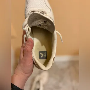 Veja V-10 Prime Leather Sneakers in White Platine thumbnail 10