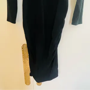 Isabel maternity black long sleeve ruched dress size XS thumbnail 4