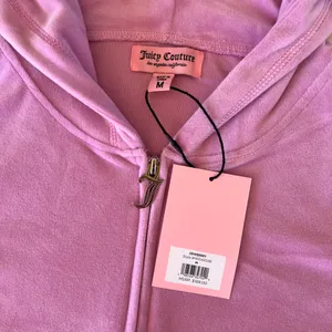 Juicy Couture Dewberry Pink Velour Rhinestone Short Zip Hoodie Set thumbnail 4