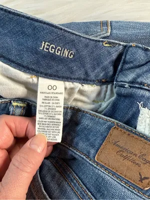 American Eagle Faded Distressed Low Rise Jeggings thumbnail 4