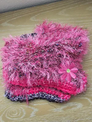 Vintage Y2K Hand Knitted Fuzzy E-Girl Scarf – Pink & Purple Eyelash Yarn Beaded thumbnail 3