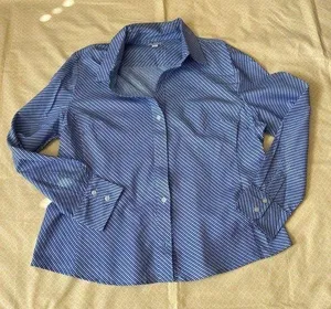 Apt 9 women’s Blue Striped collared Button Down Long Sleeves Shirt thumbnail 1