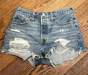 Levi’s women’s‎ size 28 cuff off denim shorts thumbnail 1