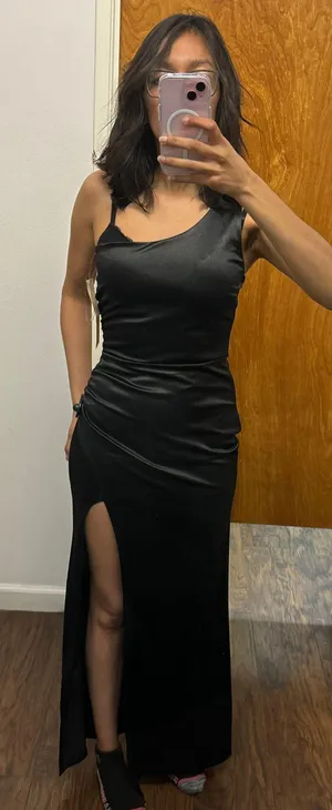 Black Formal Dress thumbnail 1