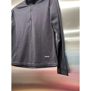 Patagonia Women’s Capilene 1/4 Zip Pullover black medium‎ thumbnail 2
