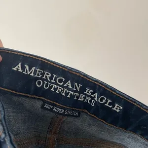 American Eagle Hi Rise Shortie 360 Degree Super Stretch Denim‎ Shorts thumbnail 4