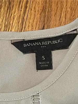 Banana Republic Size S Pleated Peplum Blouse Gray Short Sleeve thumbnail 4