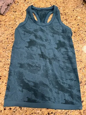 Athleta momentum Women's Teal Camo Tank Top size small thumbnail 1