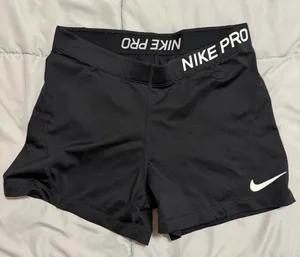 Nike Pros Women’s thumbnail 1