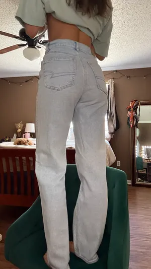 American Eagle Jeans thumbnail 2