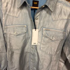 Lee Shiny Denim Pearl Snap Button Down Shirt Size Medium‎ thumbnail 3