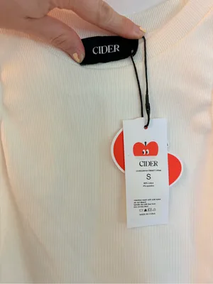 NWT Cider Women’s White Ribbed Sleeveless Crop Top Size S thumbnail 2