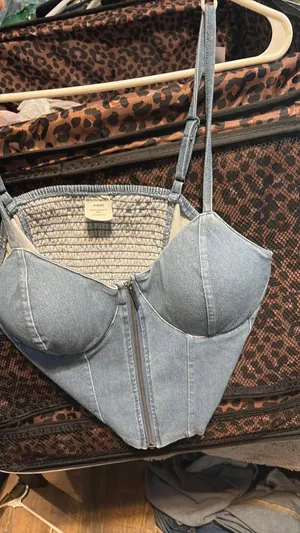 Corset Top No Boundaries thumbnail 1