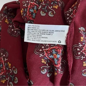 XHILARATION Women's Burgundy Floral Paisley Semi Sheer Smocked Tunic | EUC thumbnail 6