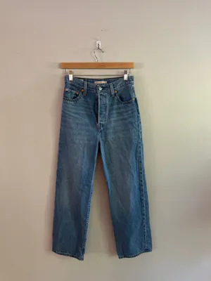 Levi’s Ribcage Ankle Jeans Straight thumbnail 4