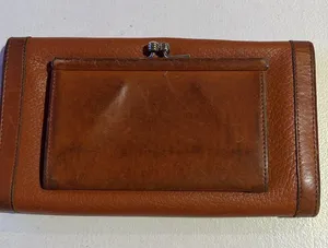 Vintage Dooney & Bourke Caramel Brown Leather Wallet thumbnail 3