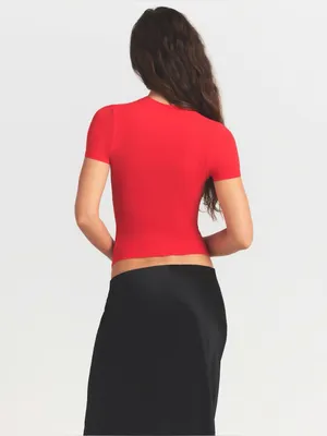 Skims fits everybody short sleeve t-shirt size xl sold out size in Cherry NWT thumbnail 3