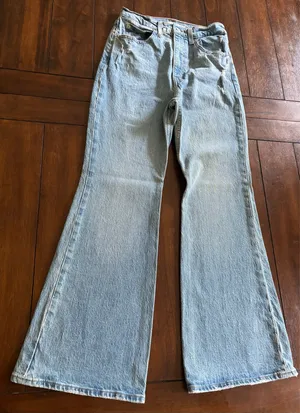 Levi’s 70s High Flare Jeans Women’s thumbnail 1