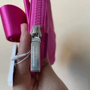Lululemon everywhere belt bag 1L sonic pink thumbnail 7