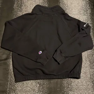 Womens large Champion Black Cropped Reverse Weave Zip Pullover thumbnail 2