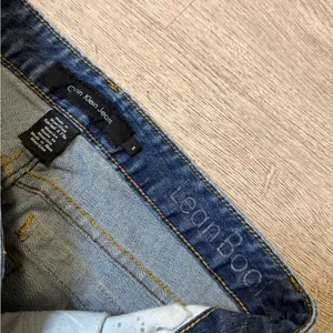 •CALVIN KLEIN• LEAN BOOT JEANS thumbnail 5