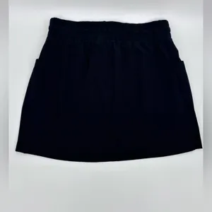 Athleta excursión skort black shorts skirt thumbnail 4