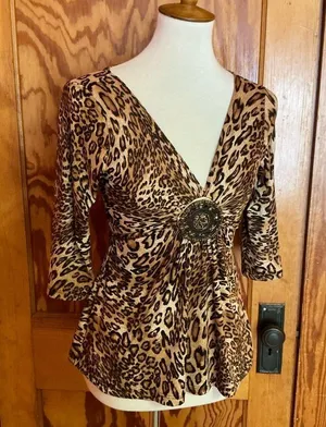 Vintage unique Y2K sexy leopard top thumbnail 6