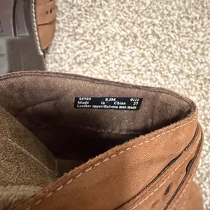 Clarks Bendables Womens Mules Shoes Brown Leather Slip On Buckle Block Heels 8.5 thumbnail 4