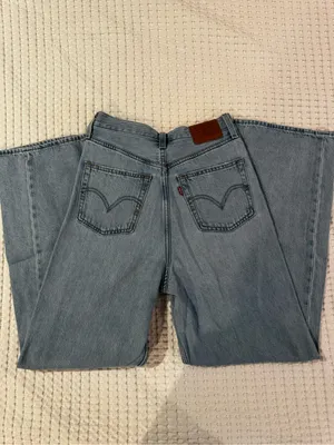 Levi’s Women’s High Loose Jeans thumbnail 5