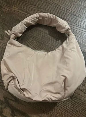 H&M Shoulder Bag thumbnail 2
