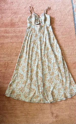 Here Comes The Sun Floral Satin Cutout Midi Dress US 2 AU 8 thumbnail 2