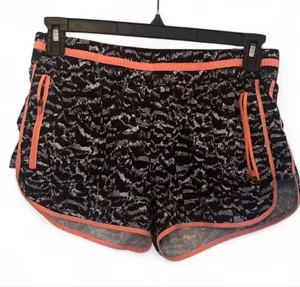 Fabletics Women’s Animal Print Athletic Shorts Black/Pink M Drawstring Elastic thumbnail 1