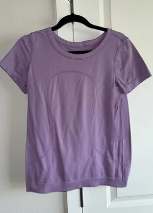 Purple, Lululemon T-shirt thumbnail 1