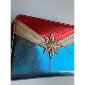 Loungefly x Marvel Purse Wallet Captain Marvel Metallic Logo Zip Around thumbnail 4