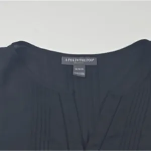 A Pea in The Pod Maternity Short‎ Sleeve Lace Insert Dressy Blouse Black Medium thumbnail 8