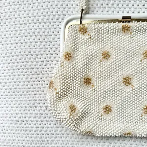 Vintage Corde Bead Bridal Snowflake Winter White Gold Clasp Top Handle Bag thumbnail 3