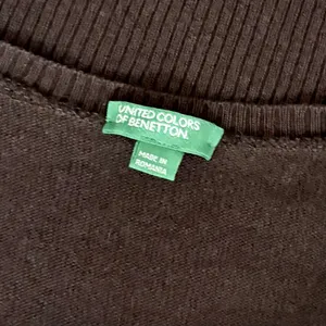UNITED COLORS OF BENETTON Argyle Wool Blend V-Neck Sweater Preppy Size Small thumbnail 10