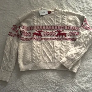 Fair Isle Cable Knit Crew Neck Sweater thumbnail 2