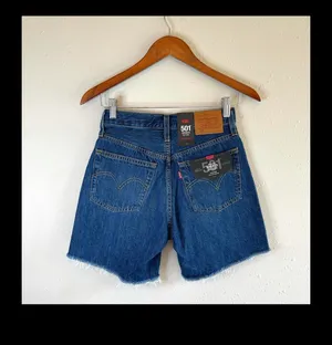 Levi's 501 Mid Thigh High Rise Raw Hem Shorts/Sz:28/NWT thumbnail 5