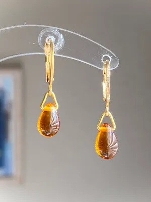 Handmade amber mini teardrop Czech glass simple minimalist earrings💛 thumbnail 1