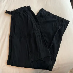 Abercrombie & Fitch Linen-Blend Pull-On Cargo Pant thumbnail 4