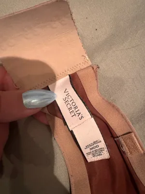Victoria's Secret STRAPLESS BRA thumbnail 4