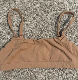 SKIMS Tan Seamless Stretch Bralette thumbnail 1