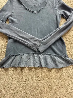 We The Free People Distressed Peplum Sweatshirt Raw Hem Gray Womens Small thumbnail 3