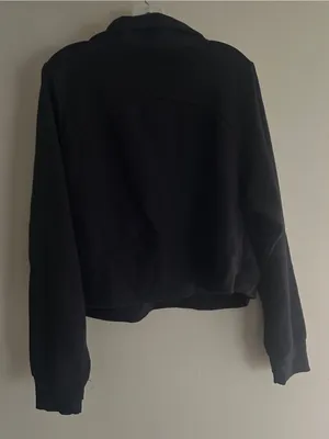 Women’s Black Cropped Sweatshirt with Thumbholes XXL thumbnail 3